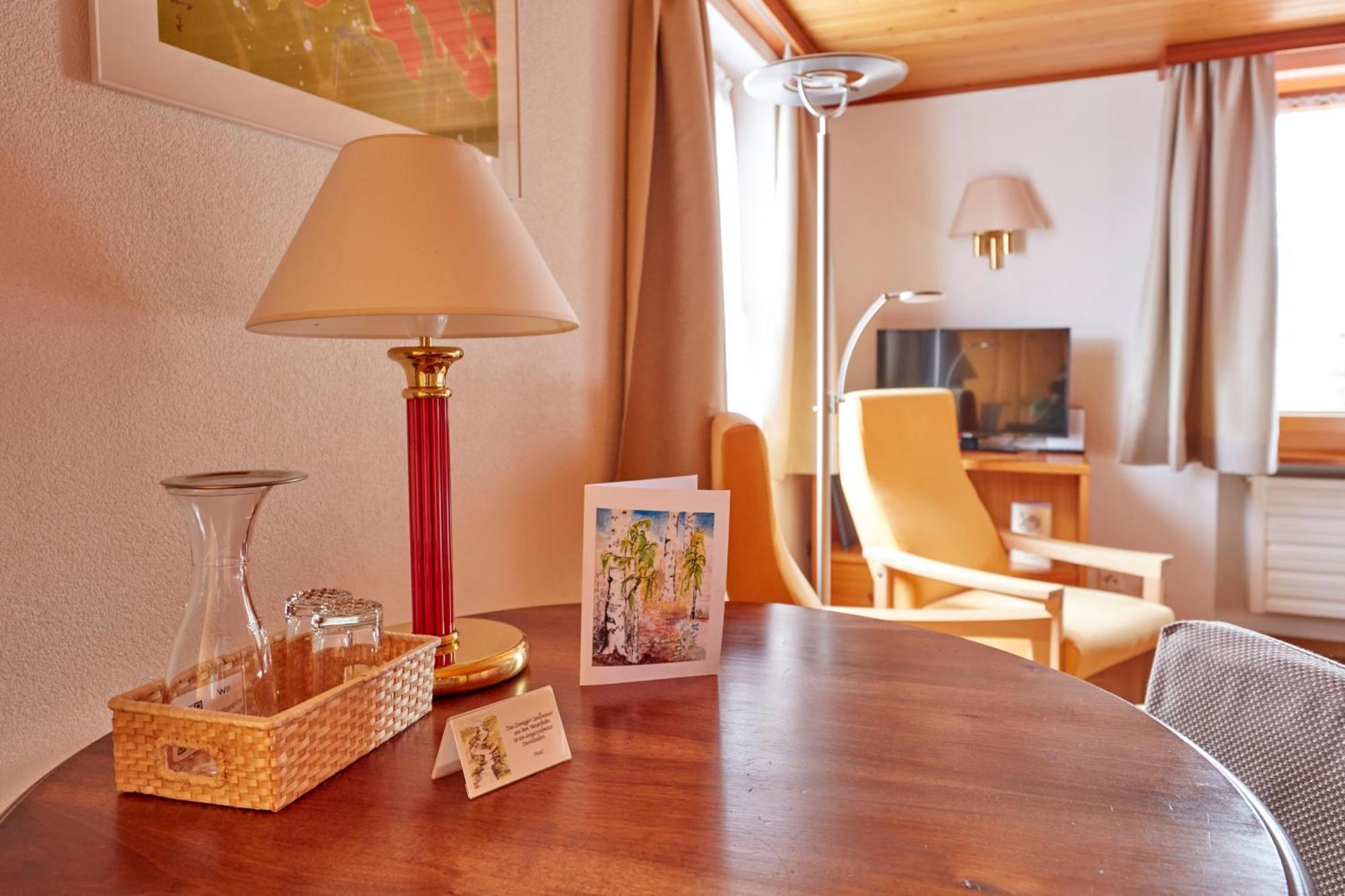 Hotel Alpenblick Zeneggen Eksteriør billede